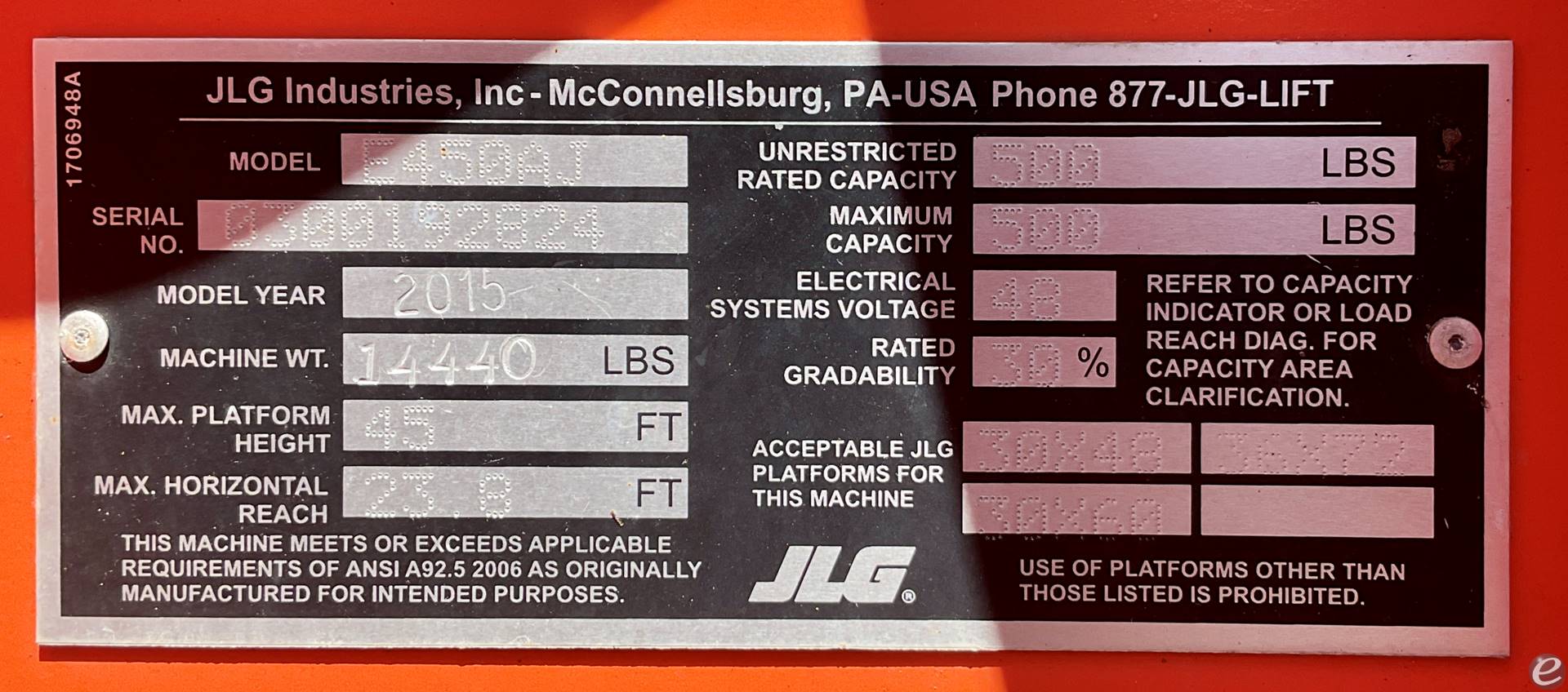 2015 JLG E450AJ