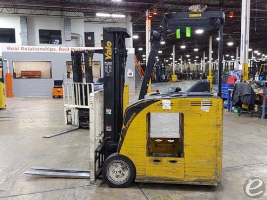 2015 Yale ESC030 Electric Forklift - 123Forklift