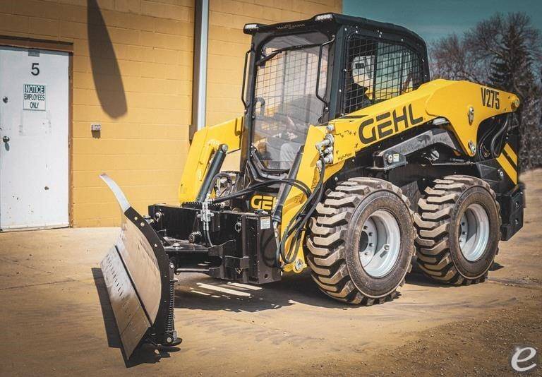 2026 Gehl V275