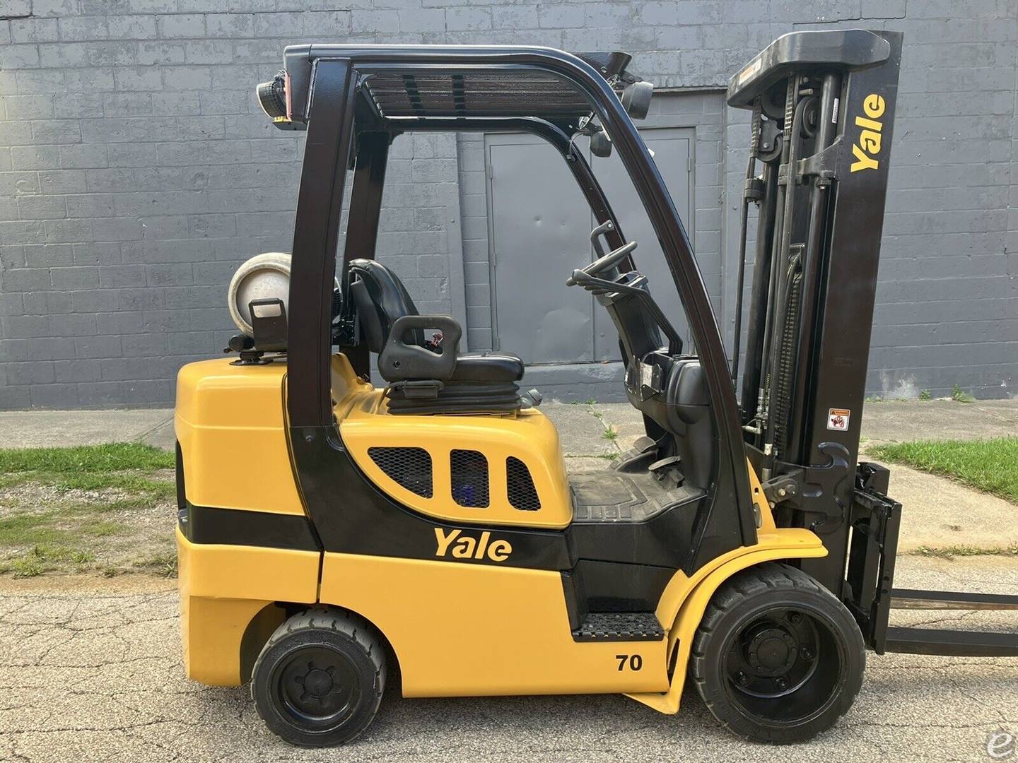 2016 Yale GLC070