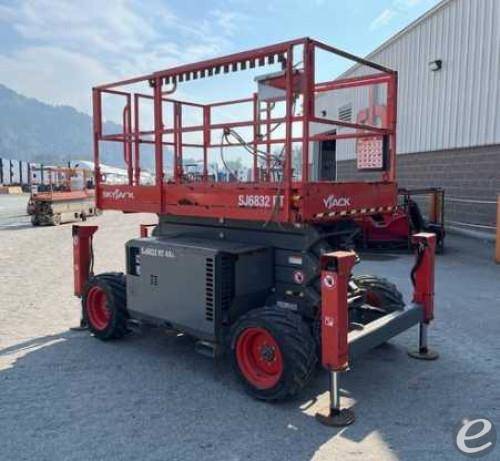 2019 Skyjack SJ6832RT
