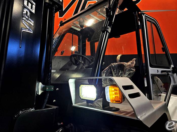 2026 Viper Lift Trucks RT80