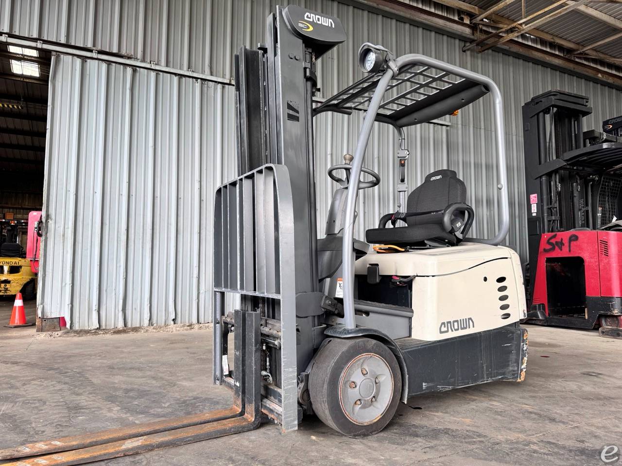 2015 Crown SC5215-30 Electric Forkl...