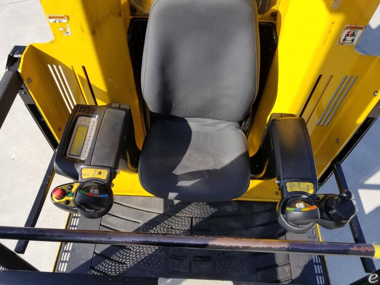 2010 Yale NTA030SN