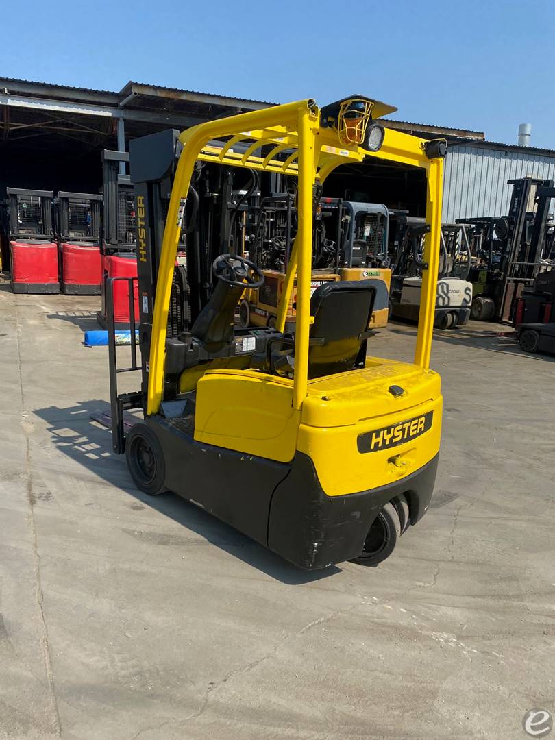 2011 Hyster J30XNT Electric Forklift - 123Forklift