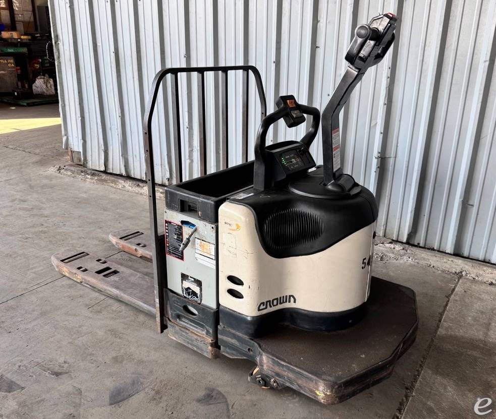 2010 Crown PE4500-60 Electric Forklift - 123Forklift