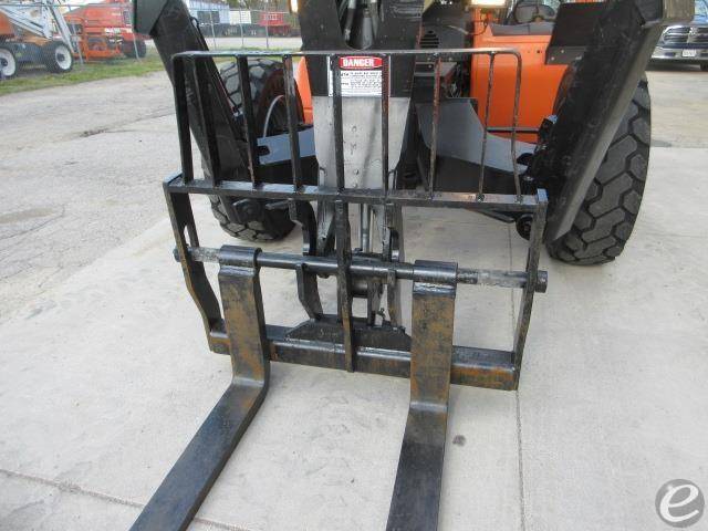 2015 JLG G10-55A