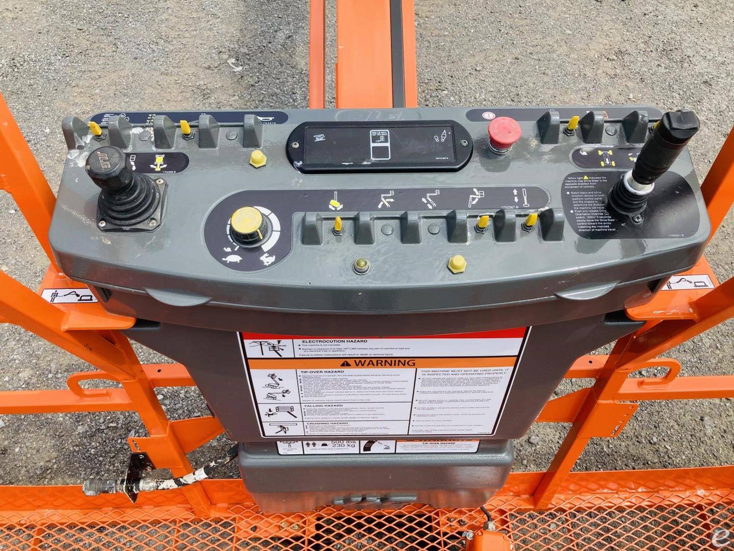 2011 JLG 660SJ
