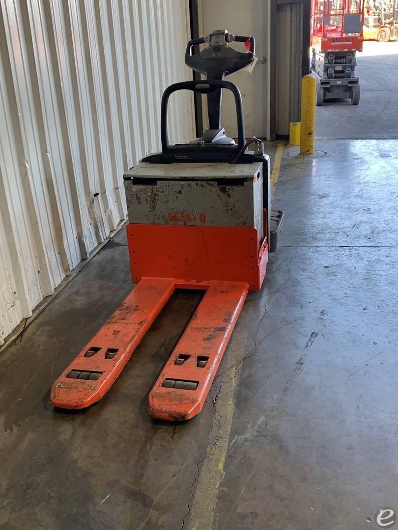 2015 Toyota 8HBE30 Electric Forklift - 123Forklift