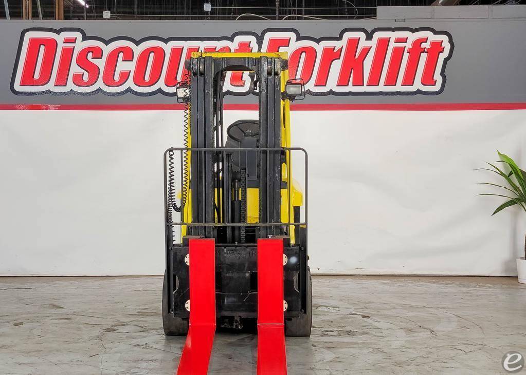 2001 Hyster E60XM2-33