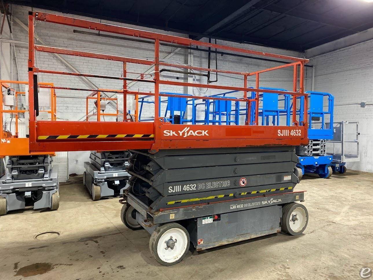 2015 Skyjack SJIII4632 Electric Scissor Lift - 123Forklift