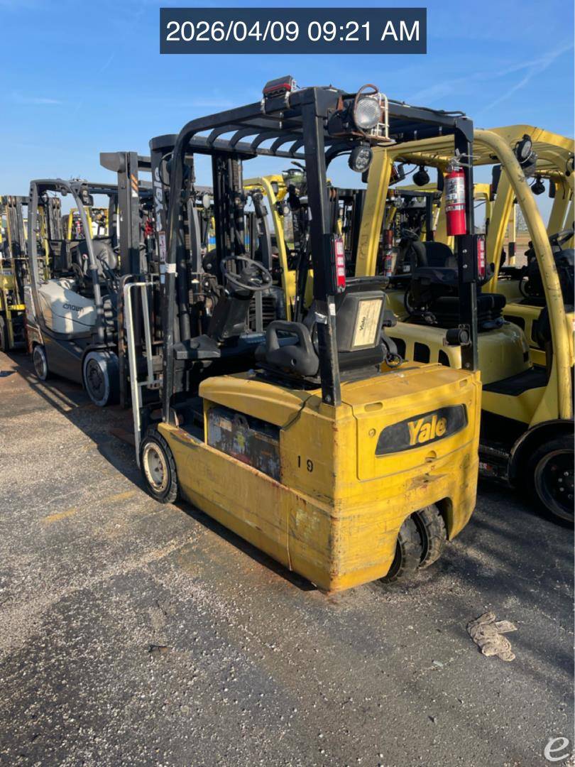 2004 Yale ERP040TH