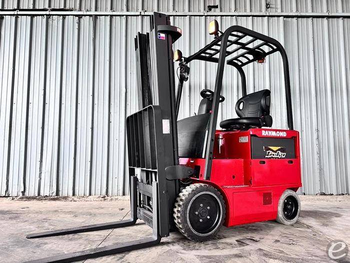 2014 Electric Raymond Sit Down Rider 470-C40TT - 123Forklift