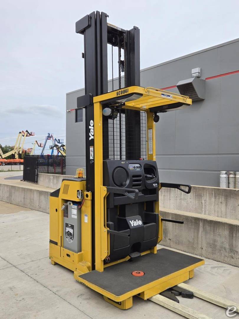 2018 Yale OS030BF Electric Order Picker - 123Forklift