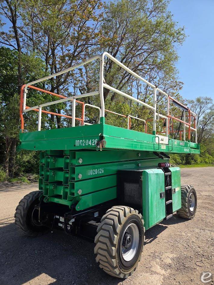 2018 JLG 430LRT