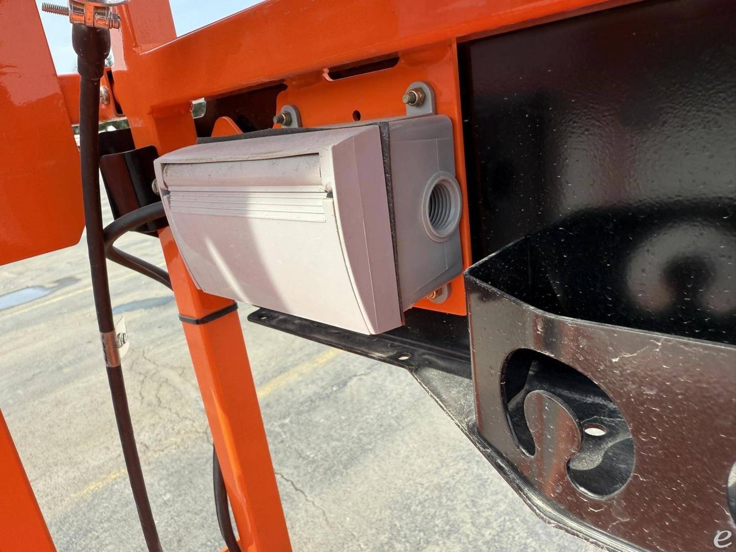 2025 JLG AE1932