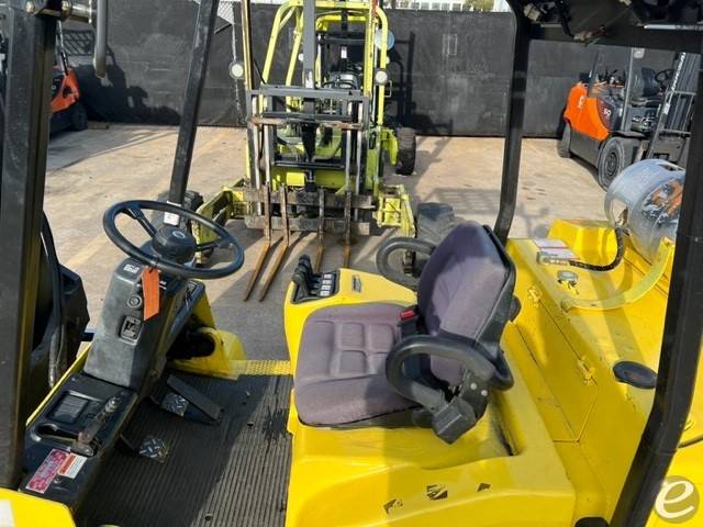 2005 Hoist Liftruck F220