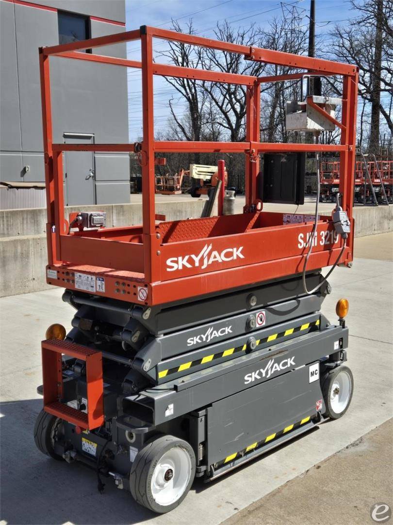 2019 Skyjack SJIII3219 Electric Scissor Lift - 123Forklift