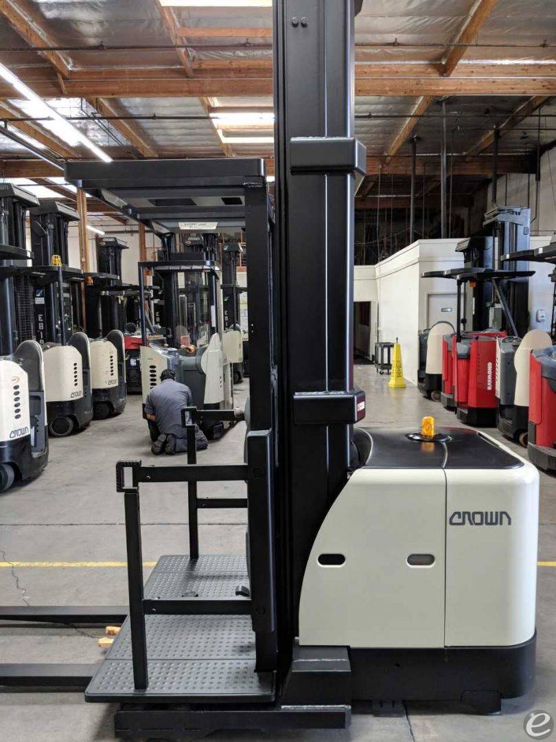 2014 Crown SP3520-30