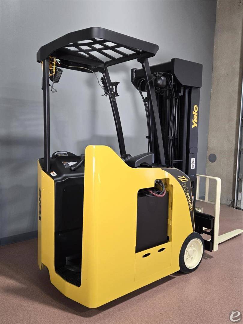 2015 Yale ESC035AD Electric Forklift - 123Forklift
