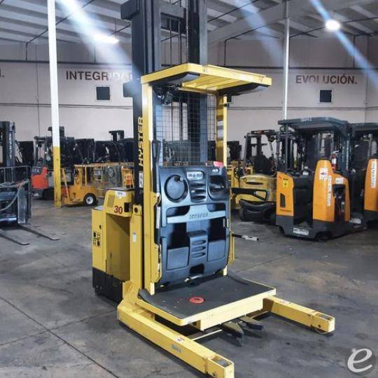 2018 Hyster R30XMA3 Electric Order Picker - 123Forklift