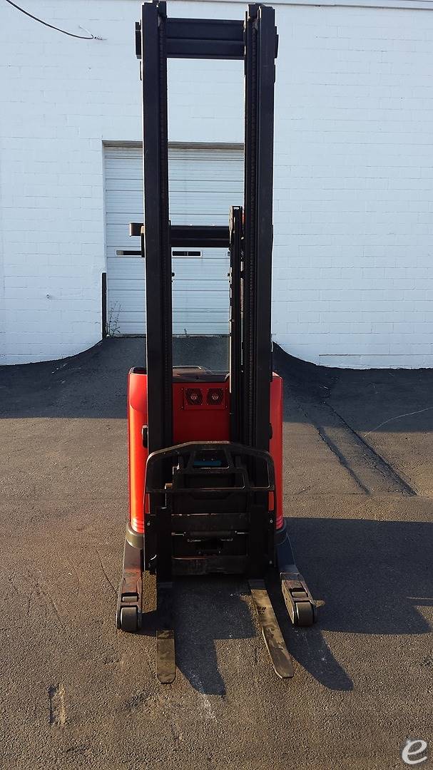 2009 Raymond 7400-R45TT Electric Reach Truck - 123Forklift