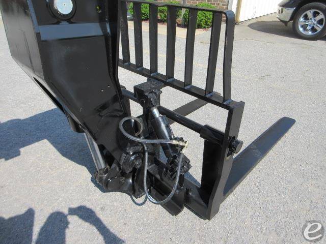 2015 JLG G12-55A
