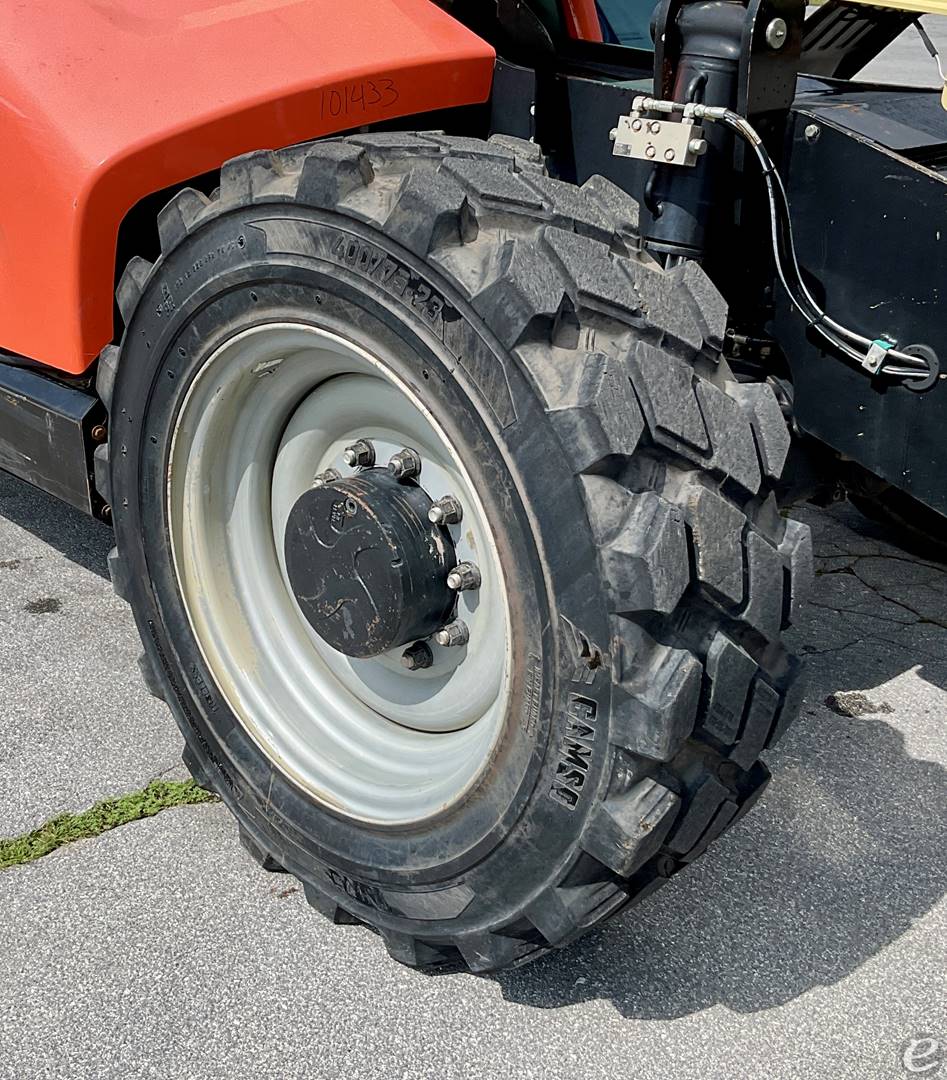 2020 JLG 1255