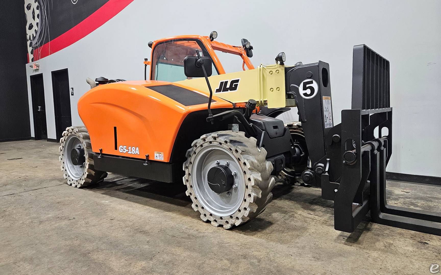 2015 JLG G5-18A