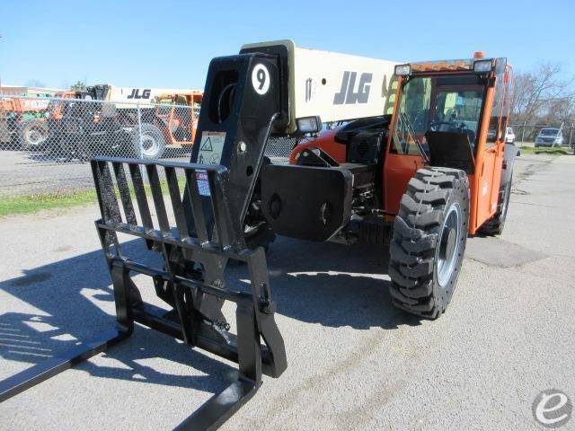 2015 JLG G9-43A