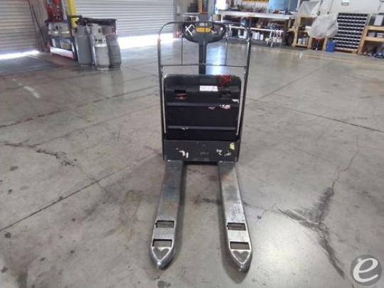 2018 Unicarriers WLXT2W7S22V Electric Forklift - 123Forklift