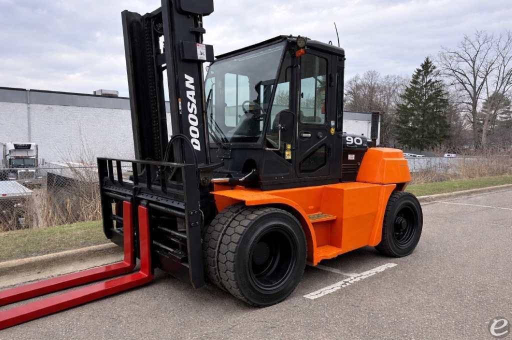 2016 Doosan D90S-7