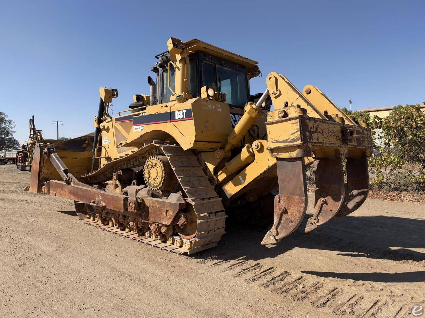 2006 Cat D8T