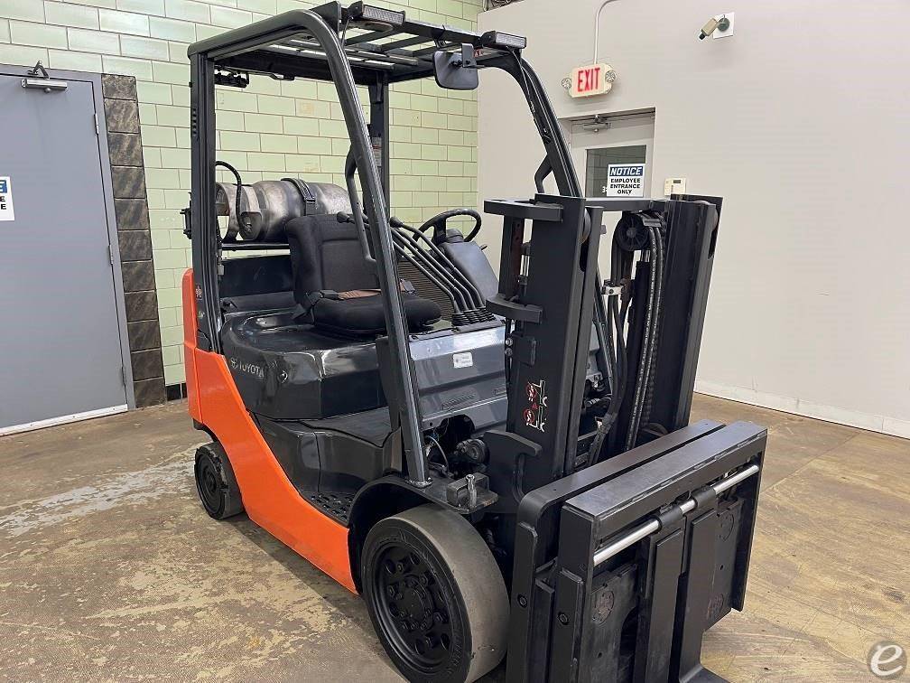 2011 Toyota 8FGCU20 LP Gas Forklift - 123Forklift