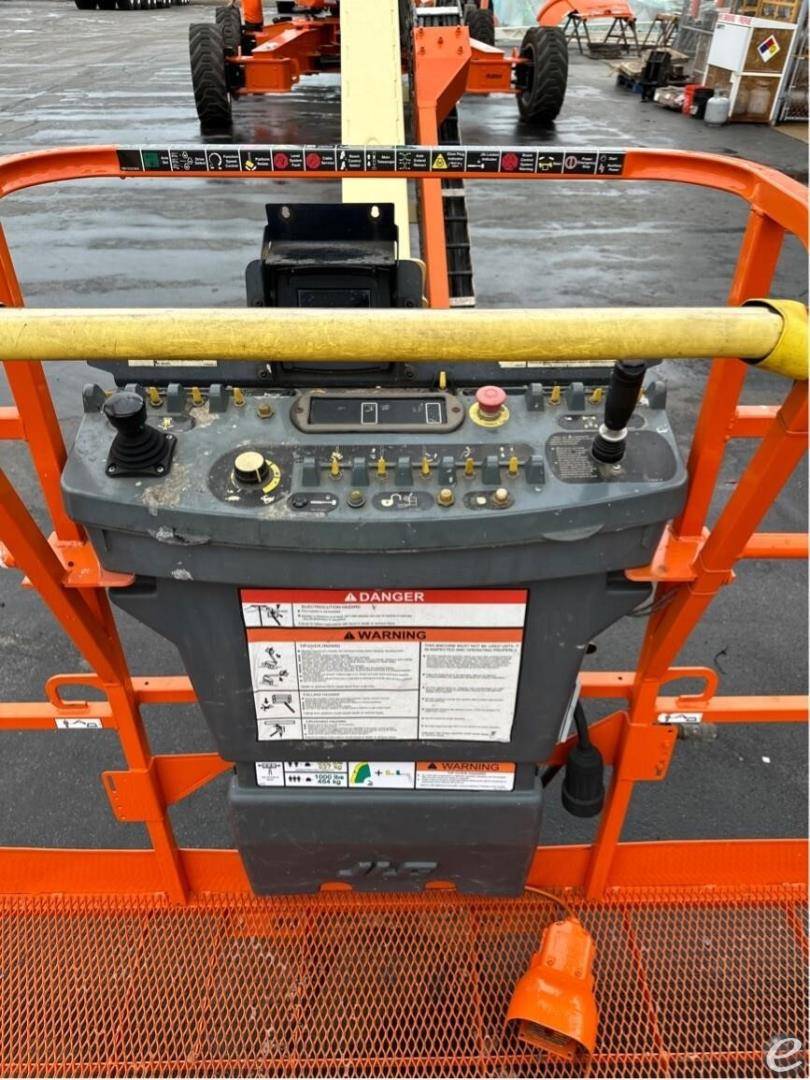 2014 JLG 1850SJ