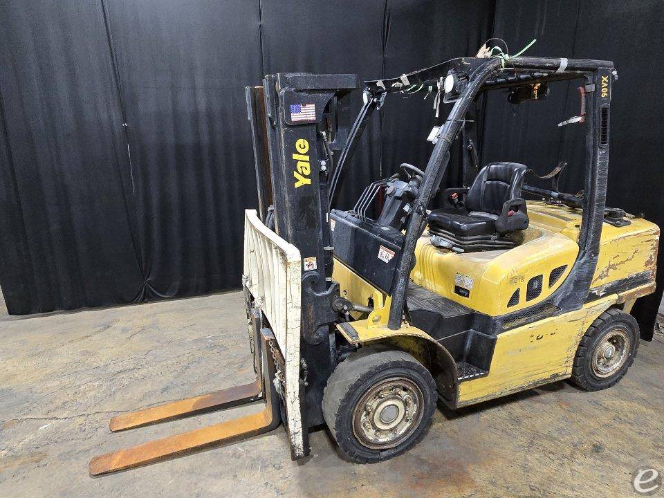 2018 Yale GP090VX