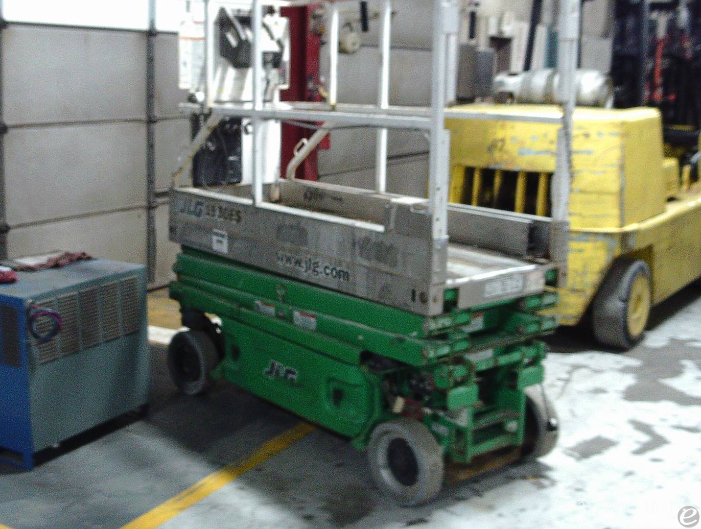 2006 JLG 1930ES