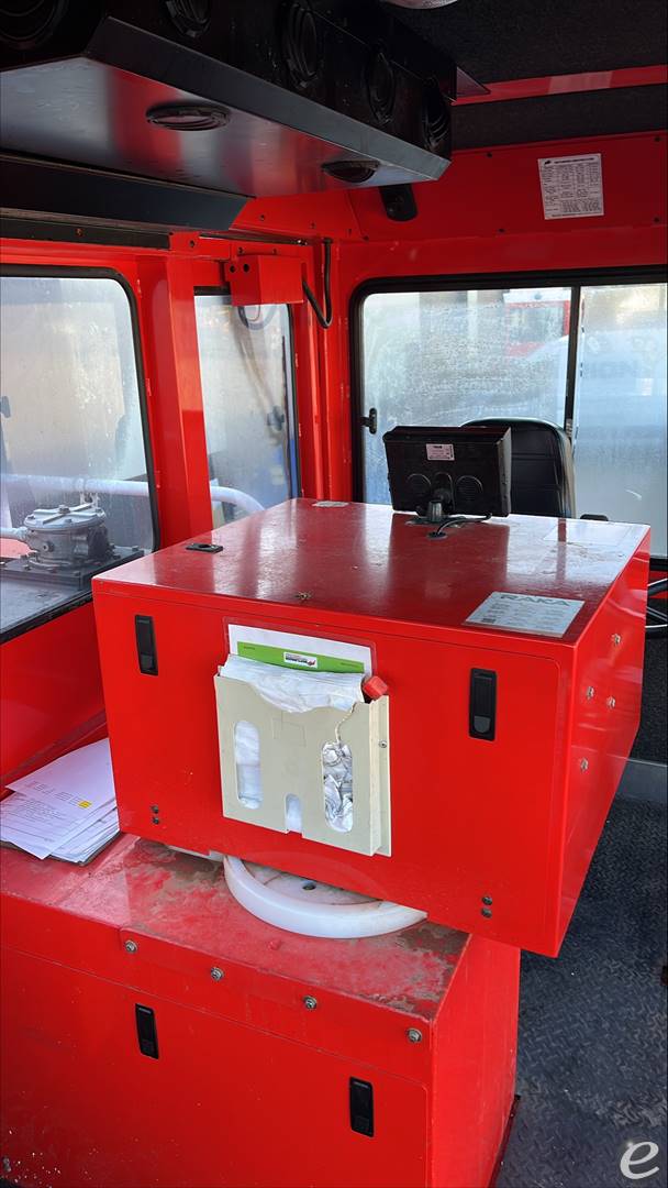 2021 Shuttlewagon SWX525