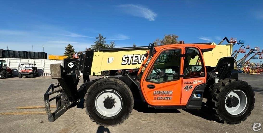 2022 JLG 1255