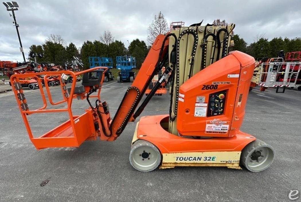 2014 JLG TOUCAN 32E