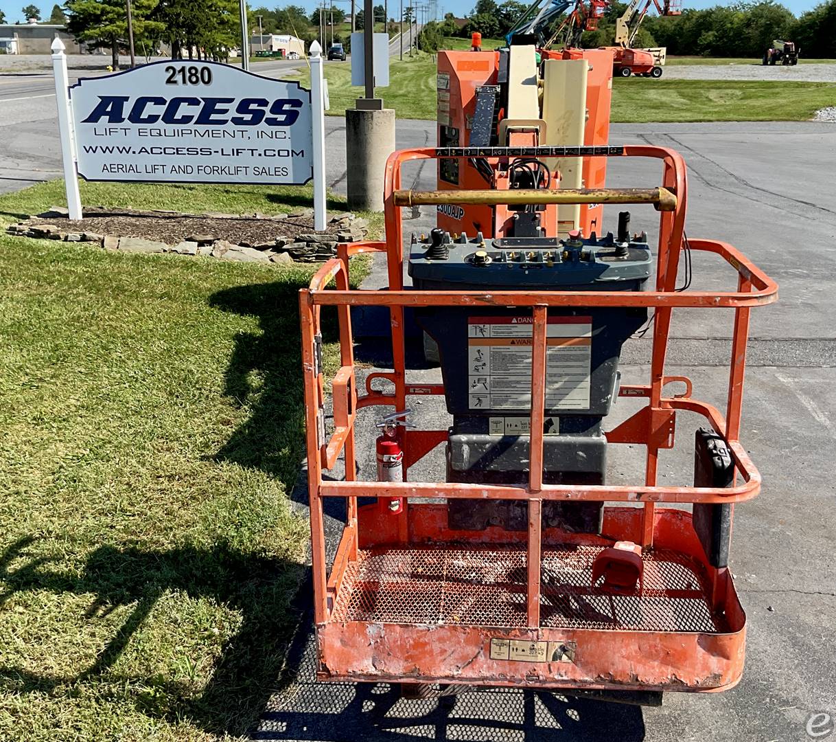 2015 JLG E300AJP