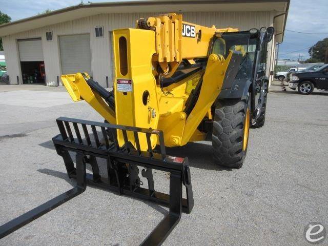 2017 JCB 510-56