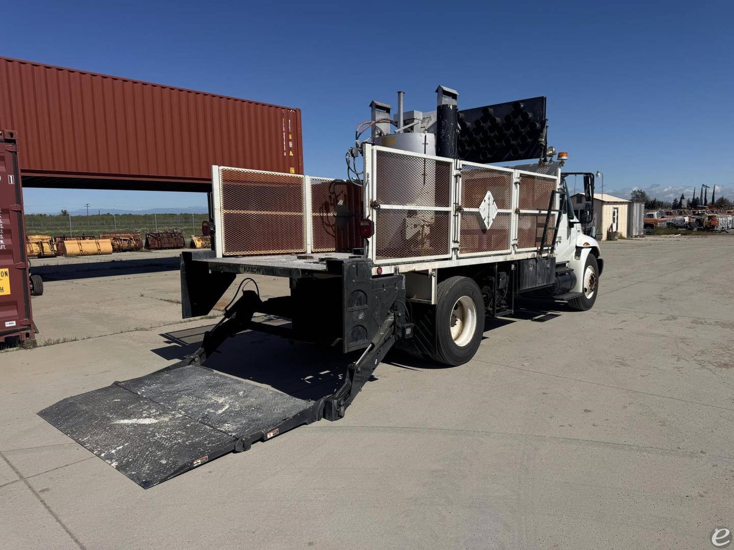 2009 International DURASTAR 4300