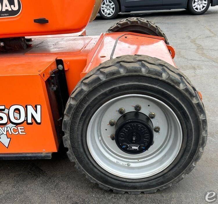 2015 JLG E450AJ