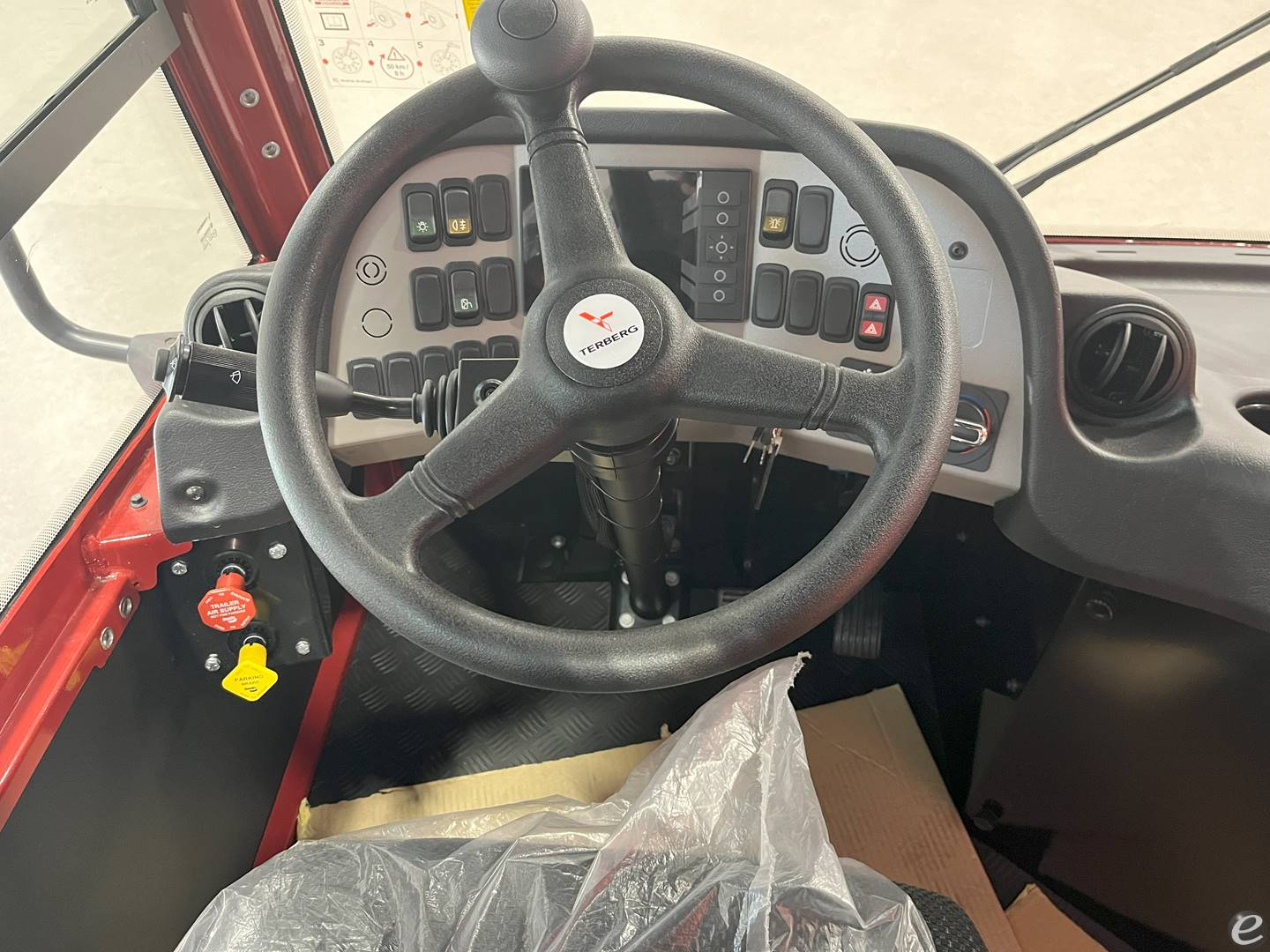 2024 Terberg YT223 Non-DOT