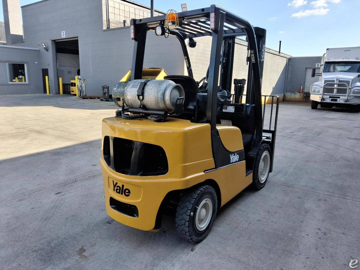 2019 Yale GLP060VX