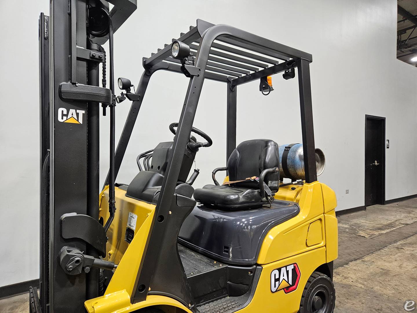 2013 Mitsubishi FG18N