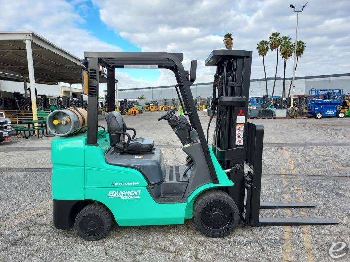 2014 Mitsubishi FGC30