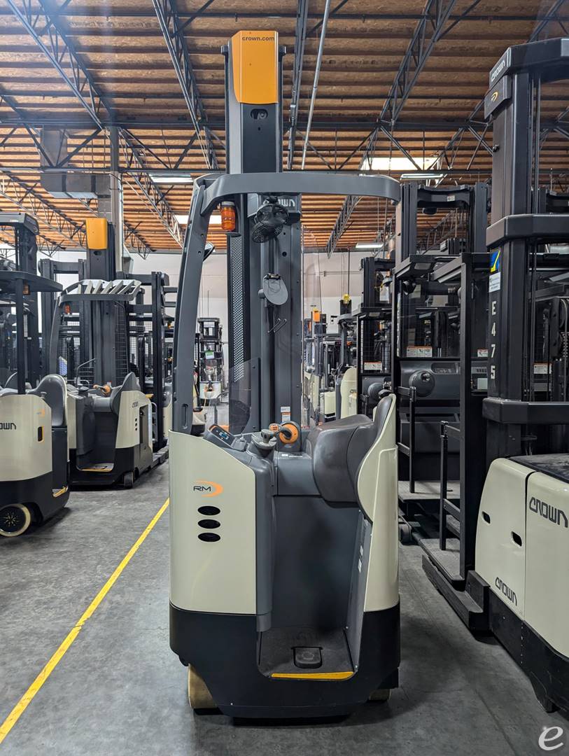 2020 Crown RM6025-45