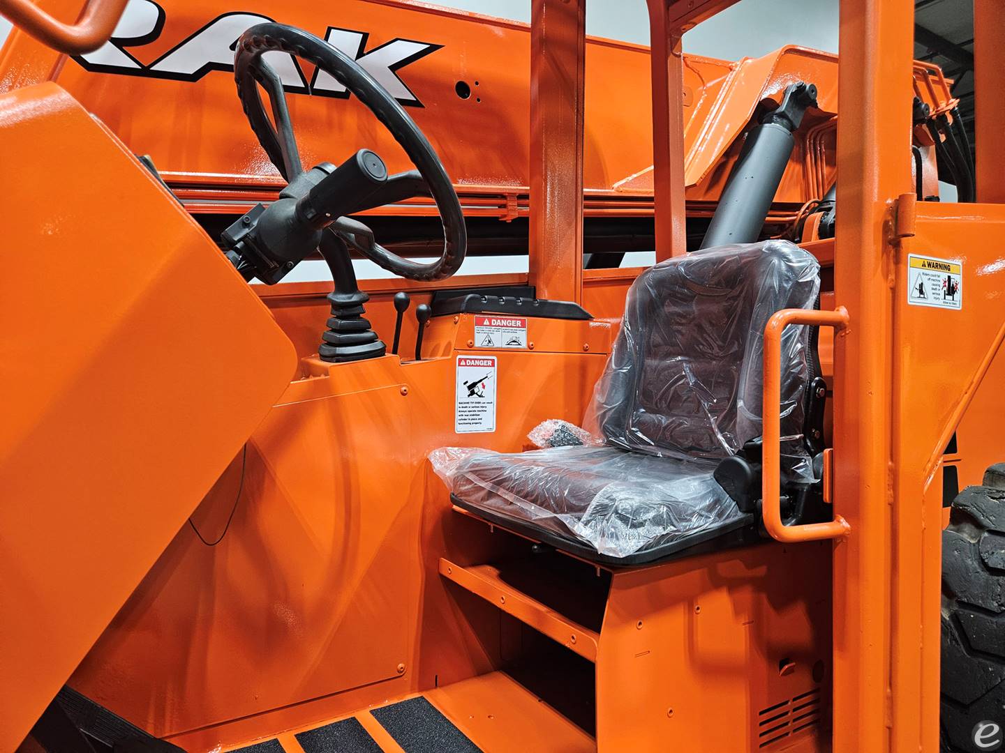 2015 Skytrak 6042